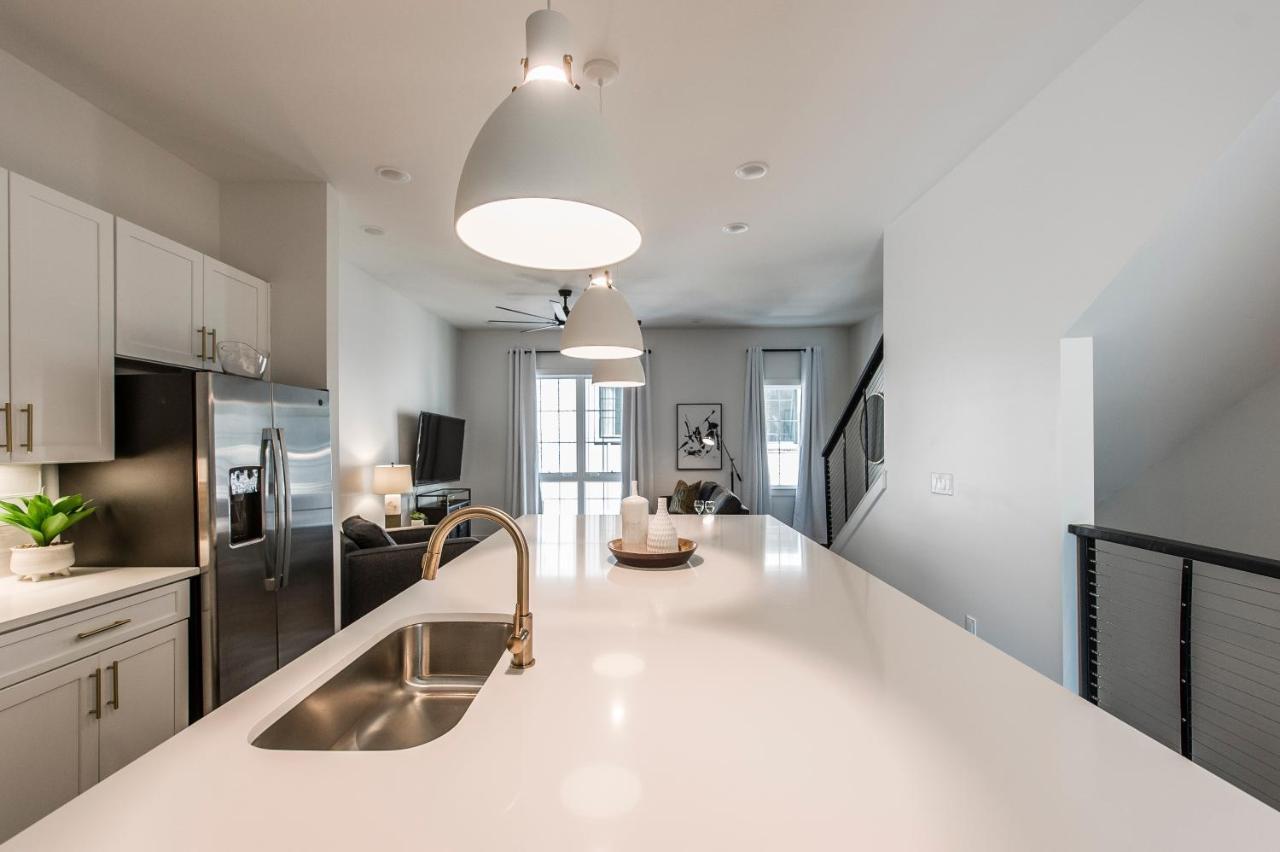 Brand New 4 Bedroom 4Bath Townhome With Amazing Rooftop! Nashville Esterno foto
